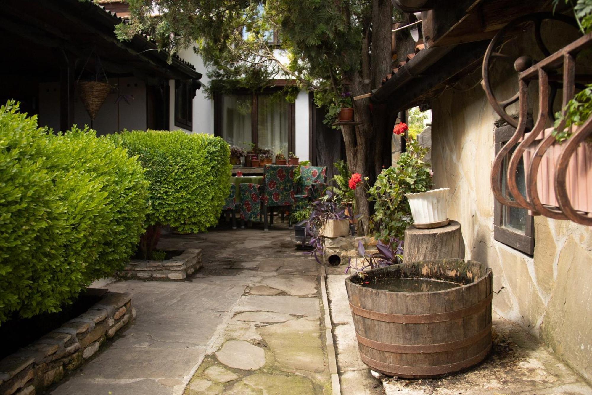 Старата Баkалия The Old Grocery, Guest Rooms Balçık Dış mekan fotoğraf