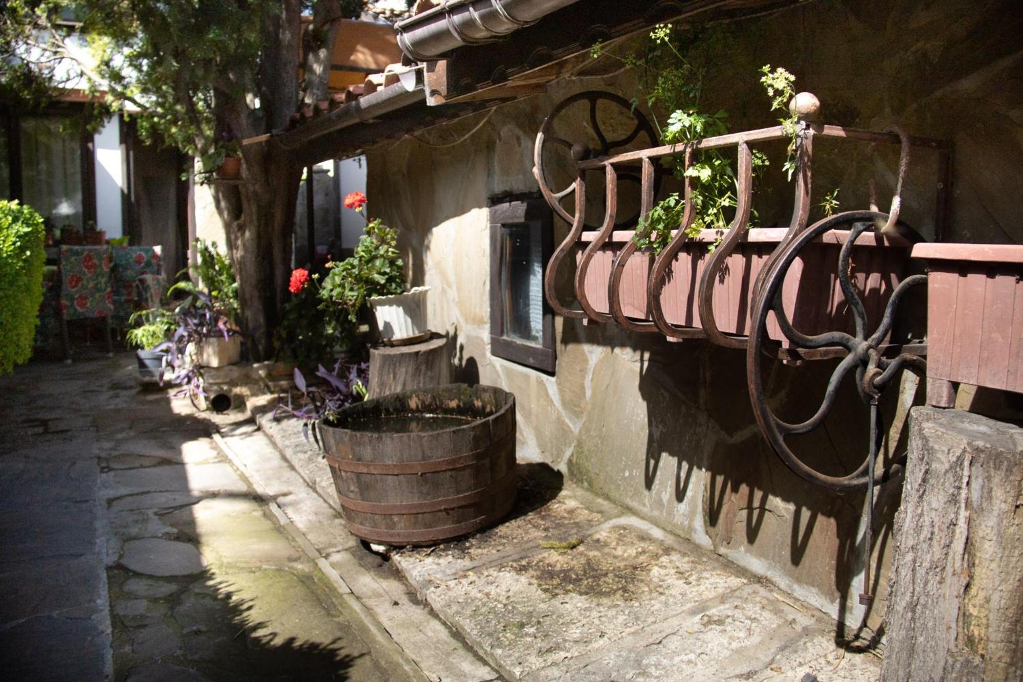 Старата Баkалия The Old Grocery, Guest Rooms Balçık Dış mekan fotoğraf