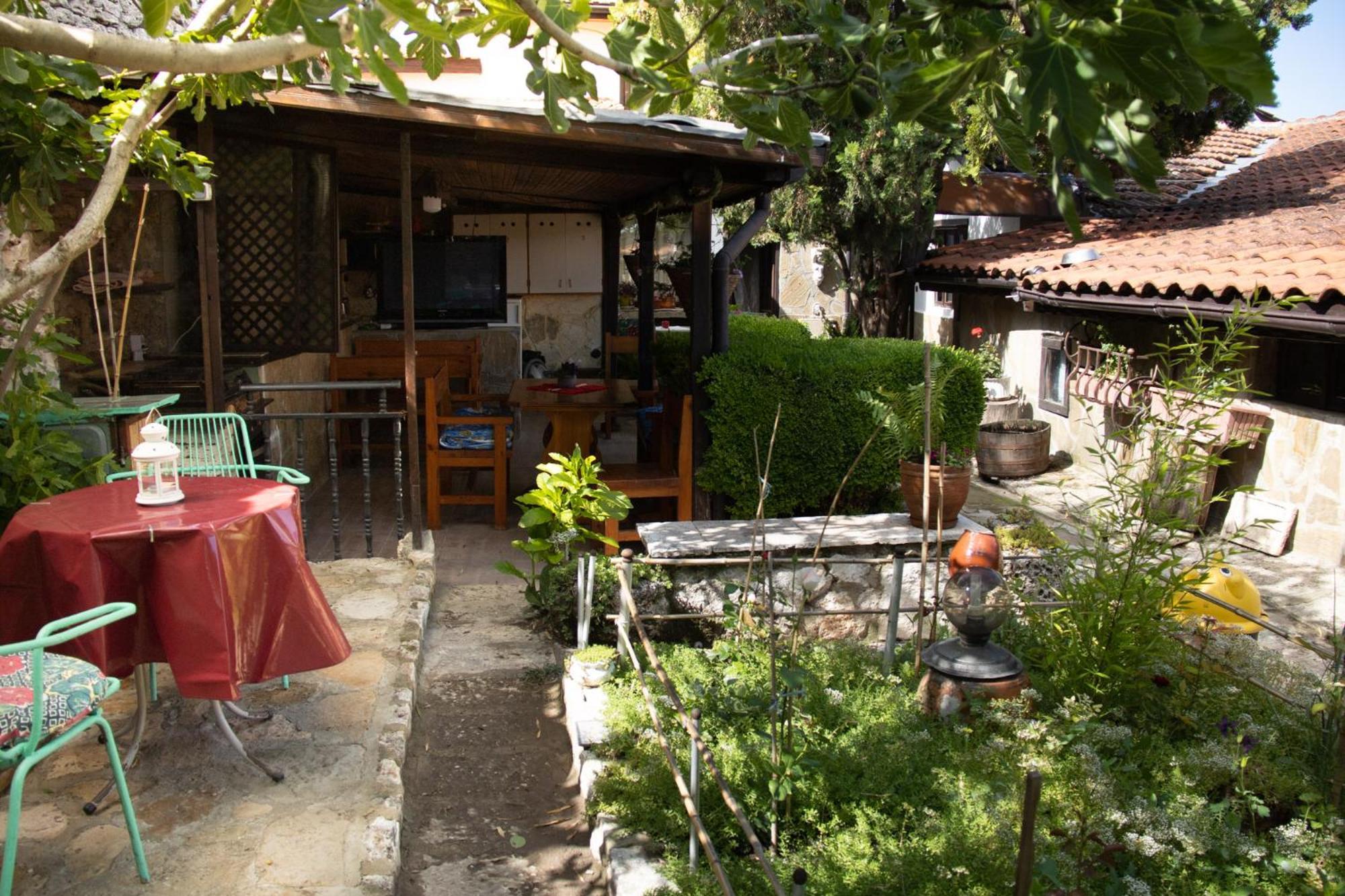Старата Баkалия The Old Grocery, Guest Rooms Balçık Dış mekan fotoğraf